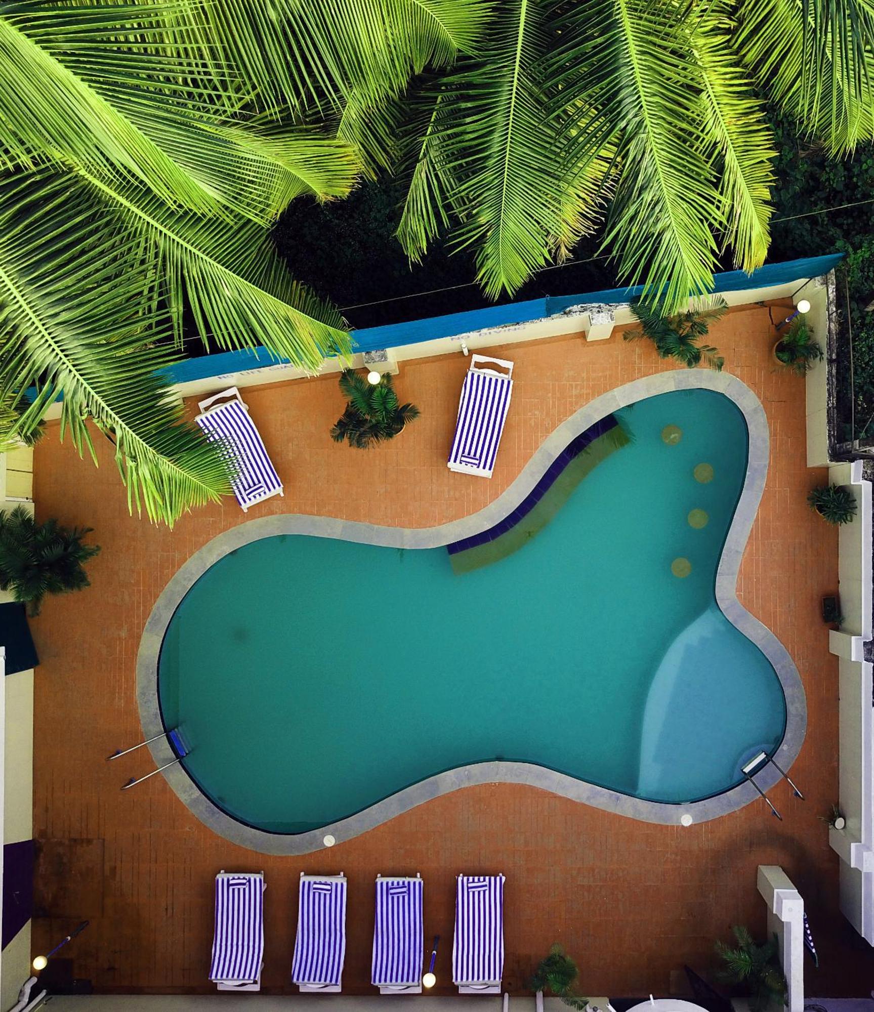 Hotel Treehouse Stamp à Colva Extérieur photo